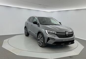 Renault Austral à Niort : Mild hybrid 160 auto Iconic