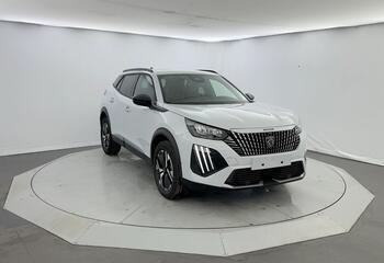 Peugeot 2008 à Niort : Hybrid 145 e-DCS6 Allure
