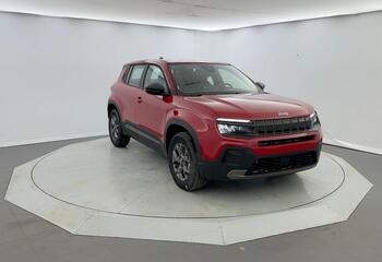Jeep Avenger à Niort : 1.2 Turbo 110 ch e-Hybrid BVR6 Longitude