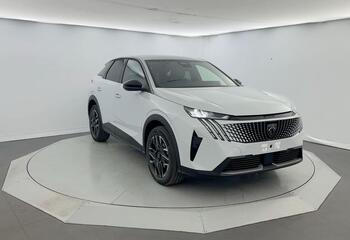 Peugeot 3008 à Niort : Hybrid 145 e-DCS6 Allure