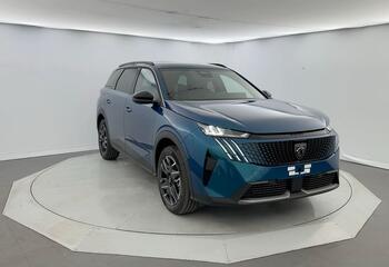 Peugeot 5008 à Niort : Hybrid 145 e-DCS6 Allure 7 places