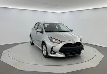 Toyota Yaris à Niort : Hybride 1.5 116hp e-CVT Active
