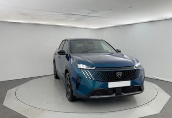 Peugeot 3008 à Niort : Hybrid 136 e-DCS6 Allure