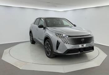 Peugeot 3008 à Niort : Hybrid 145 e-DCS6 GT