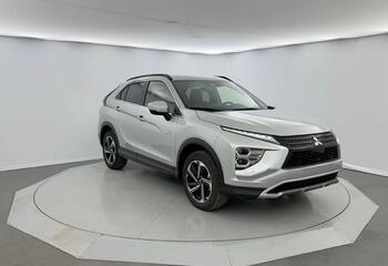 Mitsubishi Eclipse-cross à Niort : 2.4 MIVEC PHEV Twin Motor 4WD Instyle