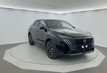 Peugeot 3008 à Niort : Hybrid 136 e-DCS6 GT