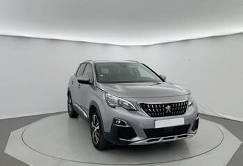 Peugeot 3008 à Niort : 1.2 Puretech 130ch S&S BVM6 Allure