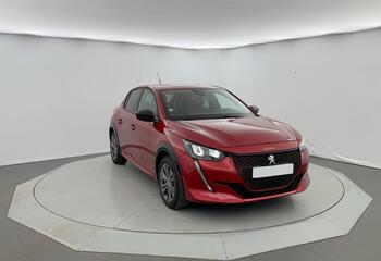Peugeot E-208 à Niort : 50 kwh 136 Allure Pack