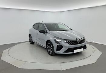 Renault Clio à Niort : E-Tech full hybrid 145 ch GSR2 Techno